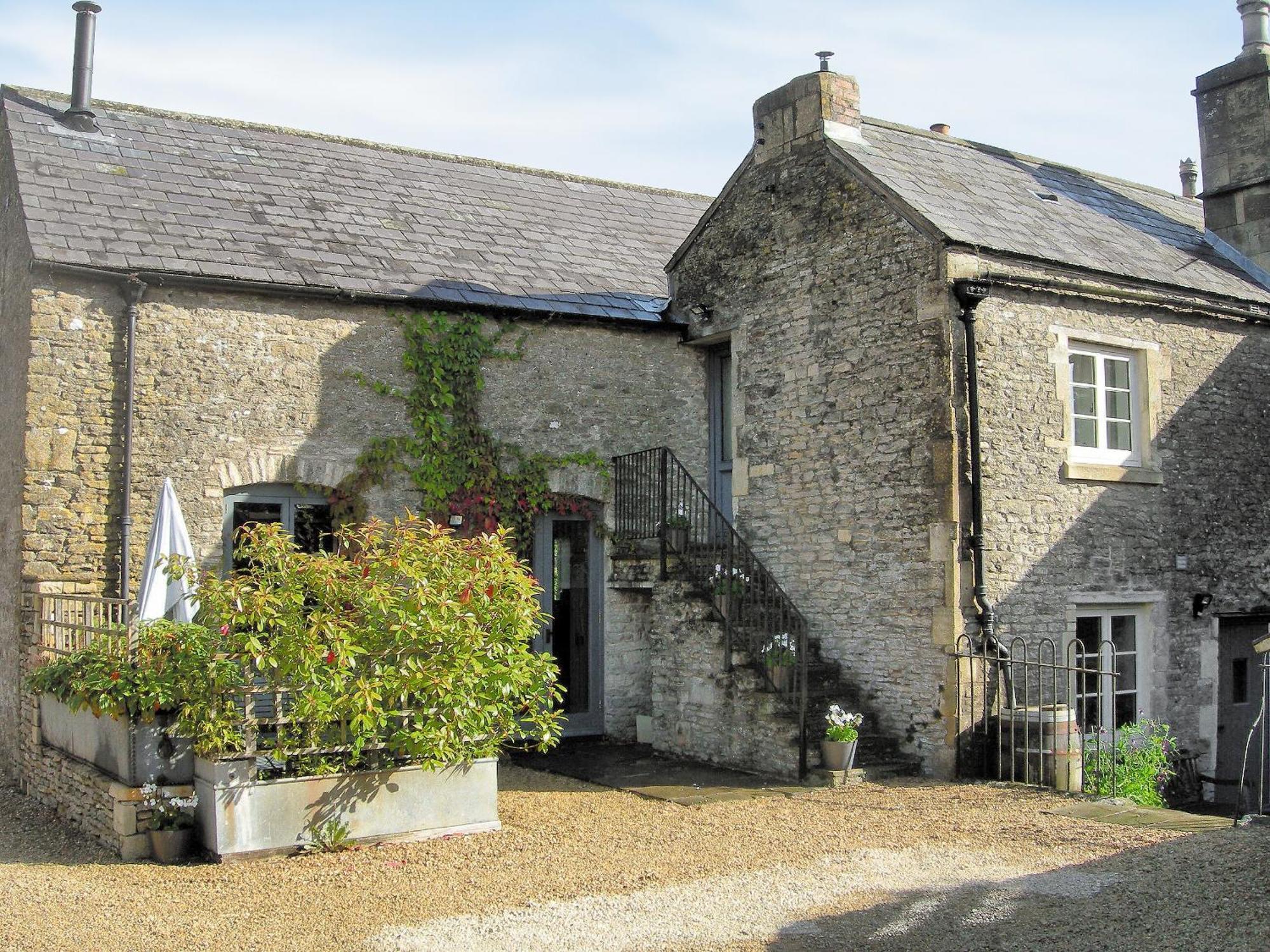 Shaplands Barn Villa Cold Ashton Exterior photo